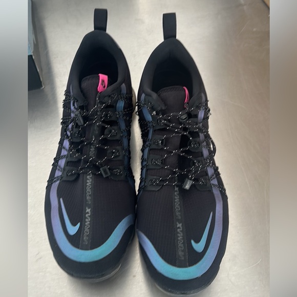 Nike Air VaporMax Run Utility
Throwback Future - Picture 5 of 7